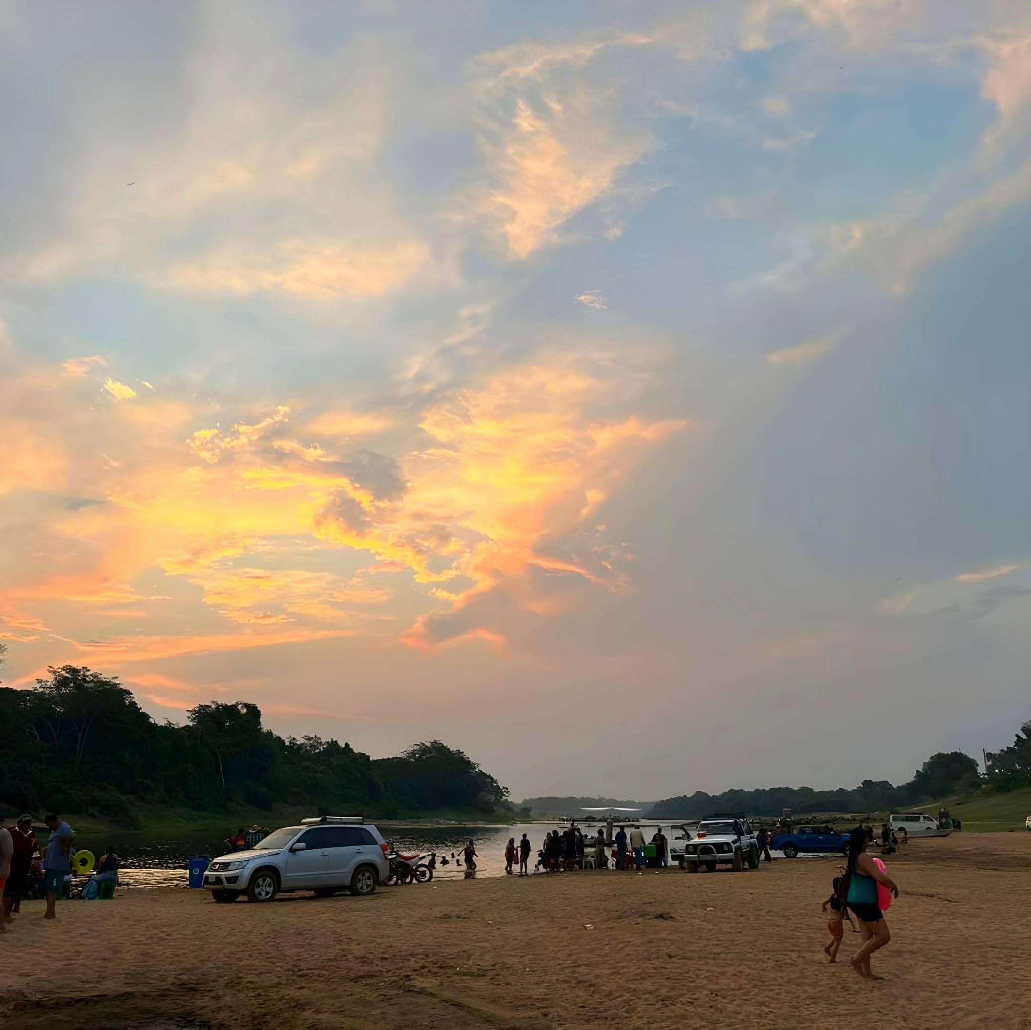 El río Itonamas en temporada de playa